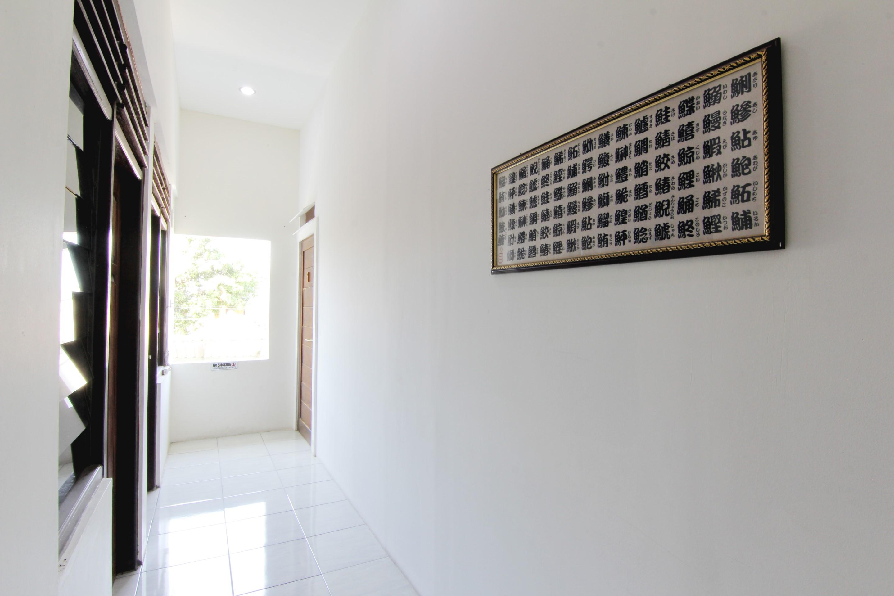 Tiga Dua Homestay Jogjakarta Buitenkant foto